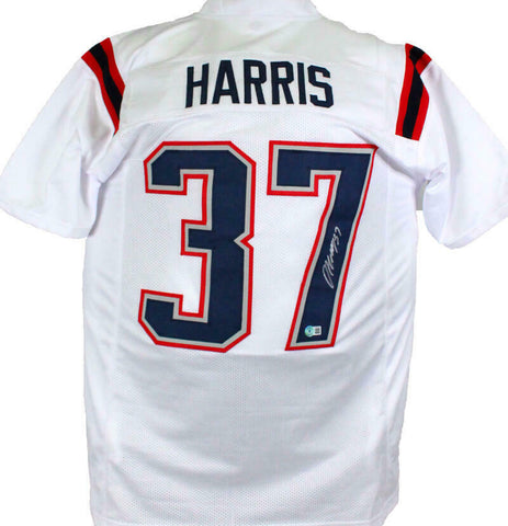 Damien Harris Autographed White Pro Style Jersey-Beckett W Hologram *Silver