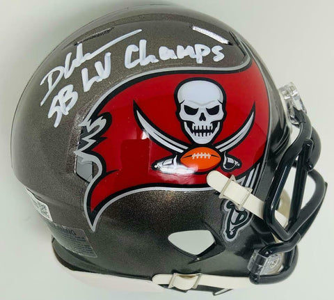 DEVIN WHITE Autographed "SB LV Champs" Logo Buccaneers Mini Helmet FANATICS