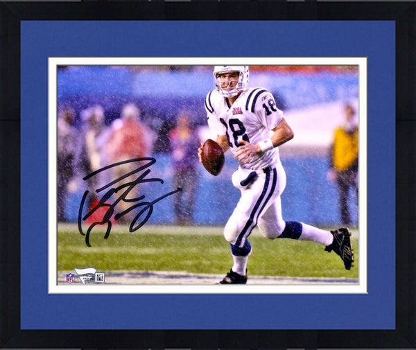 Frmd Peyton Manning Indianapolis Colts Signed 8" x 10" SB XLI Running Photo