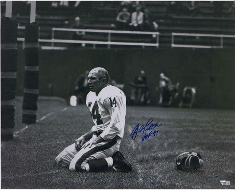 Y.A. Tittle Giants Signed 16" x 20" Agony of Defeat Blood Photo & "HOF 71" Insc