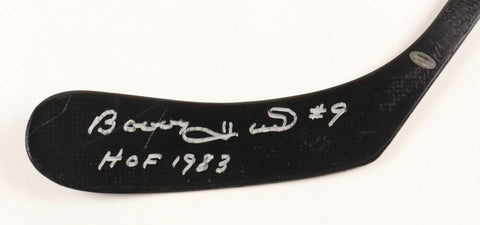 Bobby Hull Signed Franklin Stick Inscibd "HOF 1983" (Schwartz) Chicago Blackhawk