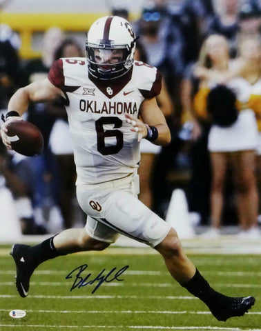 Baker Mayfield Signed Oklahoma Sooners 16x20 Running w/ Ball Photo- Beckett Auth