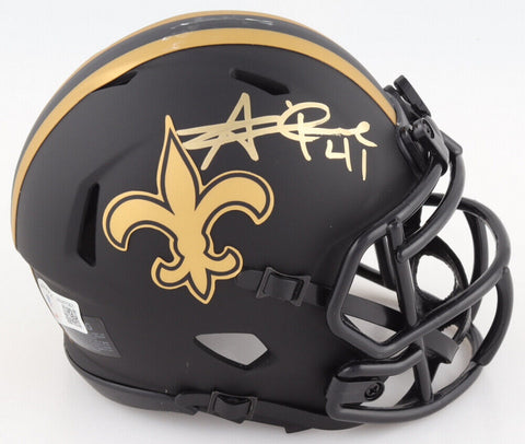 Alvin Kamara Signed New Orleans Saints Mini Helmet (Beckett) 5xPro Bowl RB