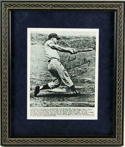 Yankees Roger Maris Signed & Framed 8X10 Photo Auto Graded Mint 9! PSA #Y01289