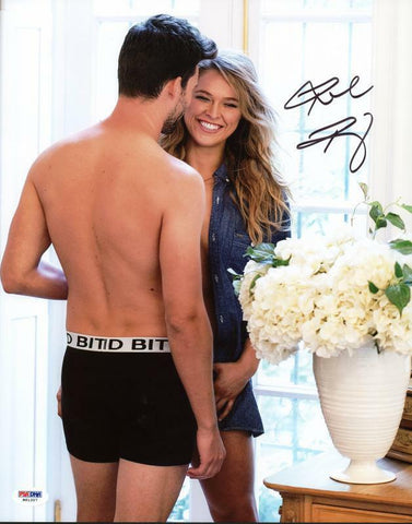 Ronda Rousey UFC Sexy Signed Authentic 11X14 Photo Autographed PSA/DNA #W61207