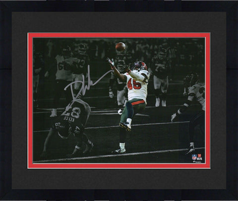 Frmd Devin White Buccaneers Super Bowl LV Champs Signed 11" x 14" Action Photo