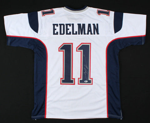 Julian Edelman Signed New England Patriot Jersey (Beckett) 3xSuper Bowl Champion