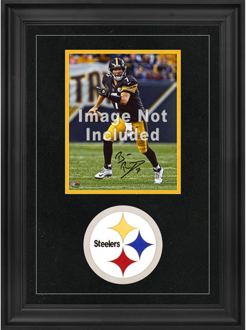 Pittsburgh Steelers Deluxe 8x10 Vertical Photo Frame w/Team Logo