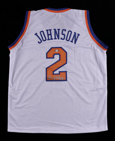 Larry Johnson Signed New York Knicks Jersey (PSA COA) 1991 #1 Overall Draft Pick