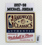 Bulls Michael Jordan Signed 97-98 White Nike HWC Authentic Jersey UDA #BAJ07040