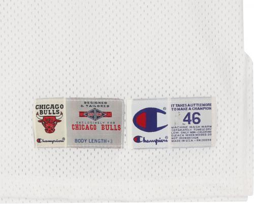 Autographed Chicago Bulls Michael Jordan White Champion Jersey - Upper Deck