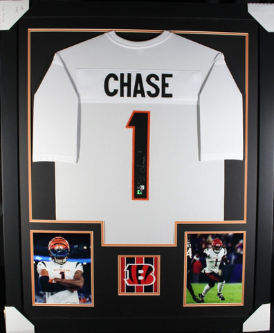 JA'MARR CHASE (Bengals white TOWER) Signed Autographed Framed Jersey Beckett