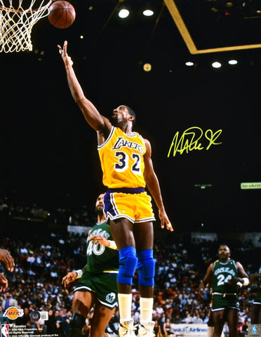 Magic Johnson Autographed Los Angeles Lakers 16x20 Lay Up Photo- Beckett W Holo
