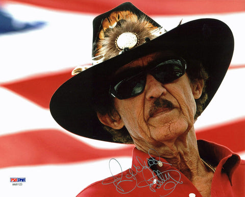 NASCAR Richard Petty Authentic Signed 8x10 Photo Autographed PSA/DNA #AA81123